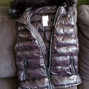 NWT woman's small puffer vest